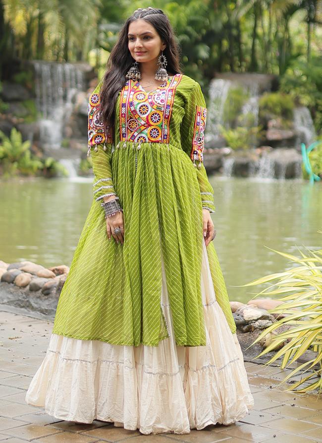 Kora Cotton Green Navratri Wear Leheriya Print Readymade Kurti With Lehenga